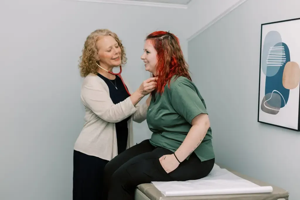 Physician caring for a patient in an independent practice