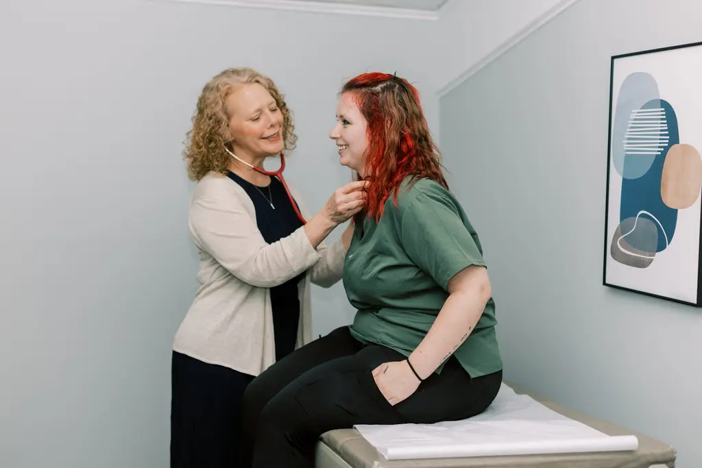 Physician caring for a patient in an independent practice